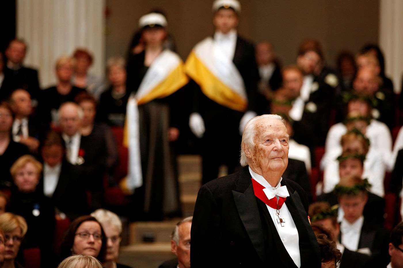 professori-fritz-niinivaara-maustepalvelu-1